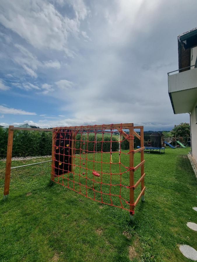 Ferienwohnung Biosphaerenblick Мюнзинген Экстерьер фото
